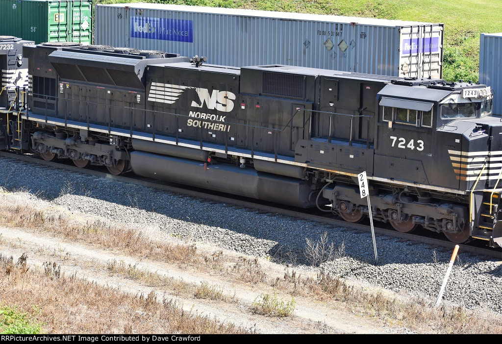 NS 7243